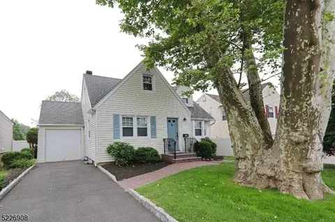 1021 Potter Ave, Union, NJ 07083