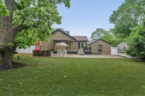 5 Oldwick Rd, Readington Twp, NJ 08889 photo 2