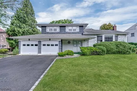 9 Mohawk Dr, Springfield, NJ 07081