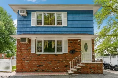 12 Hickory St, Bloomfield, NJ 07003