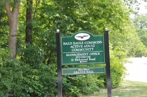 9116 Richmond Rd #116, West Milford, NJ 07480