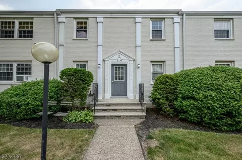 4 Girard Pl D #4, Union, NJ 07083