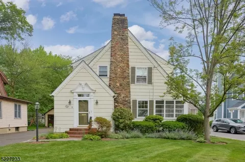 511 Dorian Ct, Westfield, NJ 07090