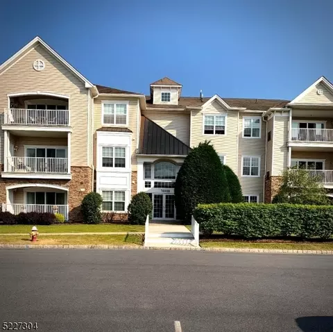 7208 Westover Way, Somerset, NJ 08873