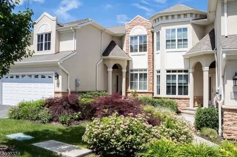 36 Metzger Dr, West Orange, NJ 07052