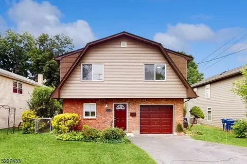 184 Elm Ave, Hackensack, NJ 07601 photo 2