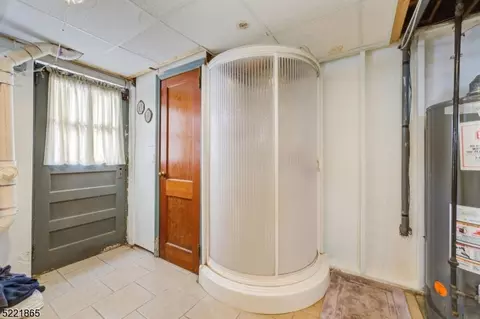 132 Wilson St, Hackensack, NJ 07601 photo 25