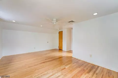 132 Wilson St, Hackensack, NJ 07601 photo 16