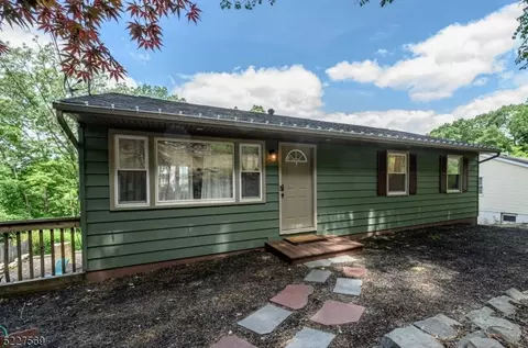 441 Windemere Ave, Mount Arlington, NJ 07856