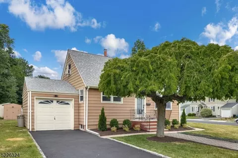 146 Hickory Rd, Union, NJ 07083
