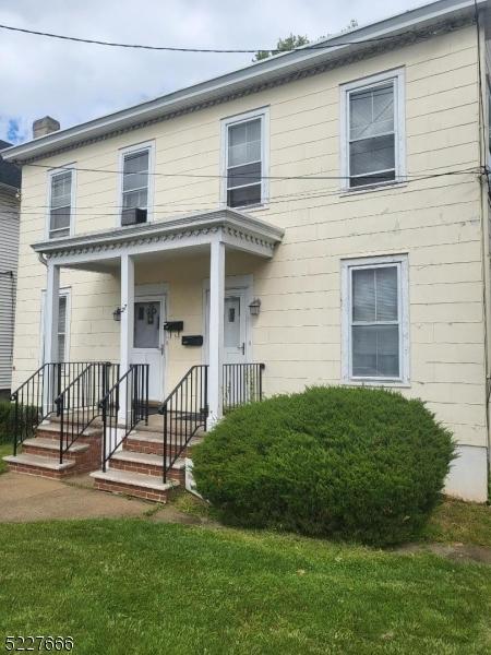 27 Hamilton St, Somerville, NJ 08876