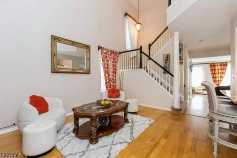74 Eider Ct, Wayne, NJ 07470 photo 11
