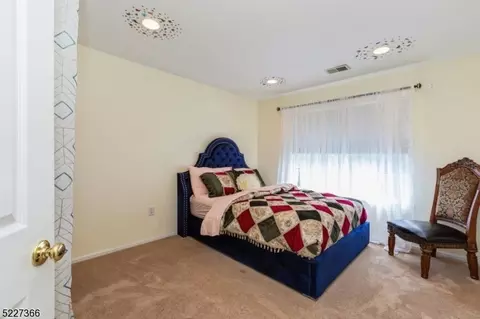 74 Eider Ct, Wayne, NJ 07470 photo 23