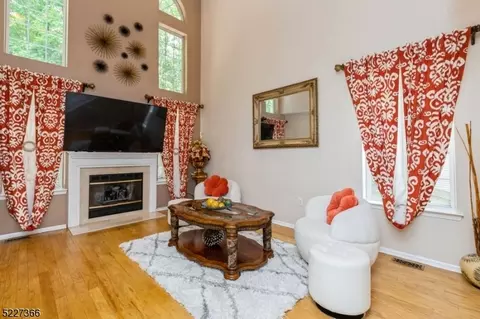 74 Eider Ct, Wayne, NJ 07470 photo 13