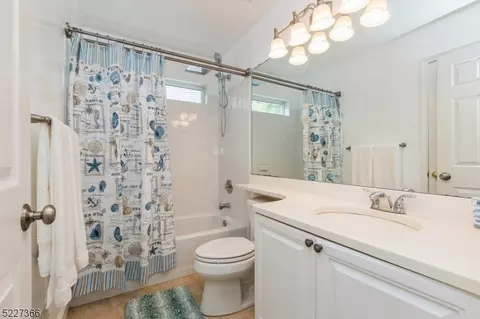 74 Eider Ct, Wayne, NJ 07470 photo 25