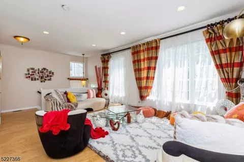 74 Eider Ct, Wayne, NJ 07470 photo 6