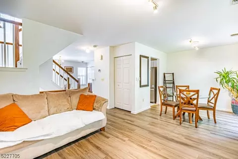 3002 Vantage Ct #02, Denville, NJ 07834