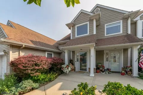 103 Bourne Cir, Hamburg, NJ 07419