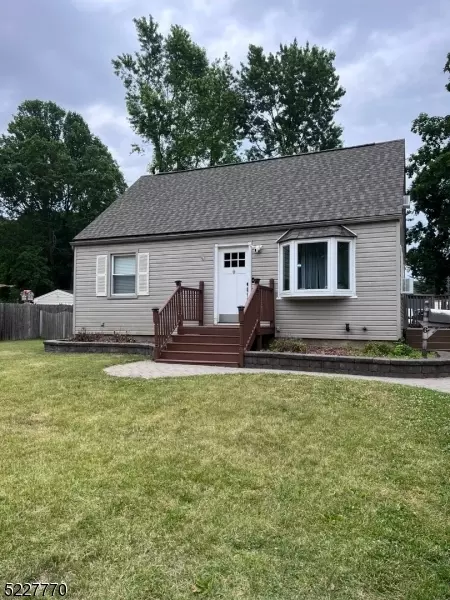 6 George St, Mine Hill, NJ 07803