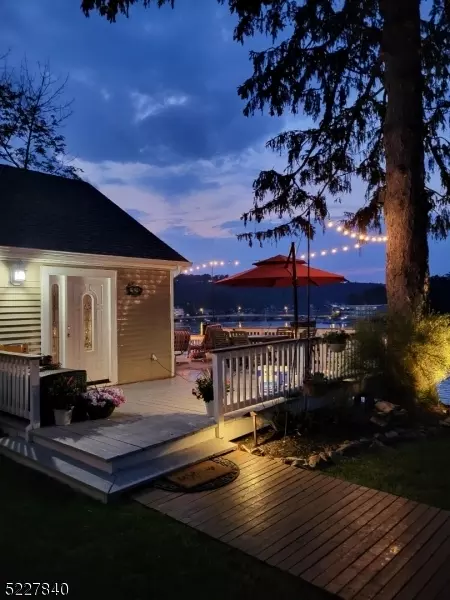 373 Lakeside Blvd, Hopatcong, NJ 07843