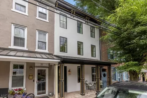 75 S Main St, Lambertville, NJ 08530
