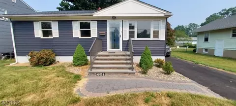 621 Cook Ave, Middlesex, NJ 08846