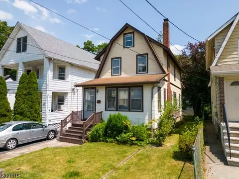 25 John St, Passaic, NJ 07055 photo 2