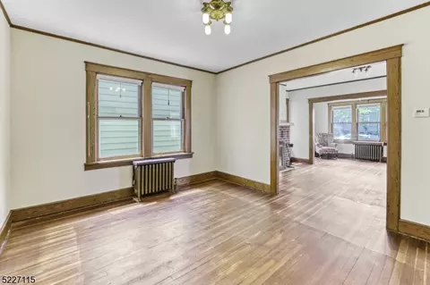 25 John St, Passaic, NJ 07055 photo 9