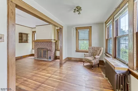 25 John St, Passaic, NJ 07055 photo 3