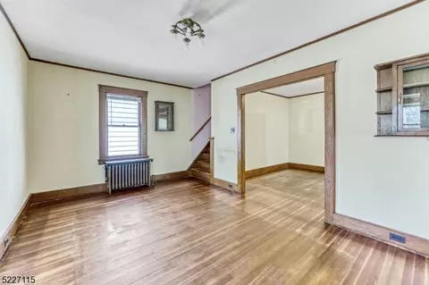 25 John St, Passaic, NJ 07055 photo 5
