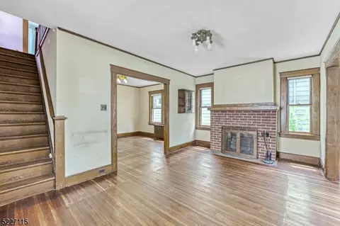 25 John St, Passaic, NJ 07055 photo 8