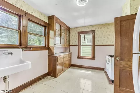 25 John St, Passaic, NJ 07055 photo 12