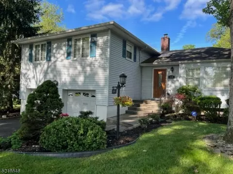219 Welch Way, Westfield, NJ 07090