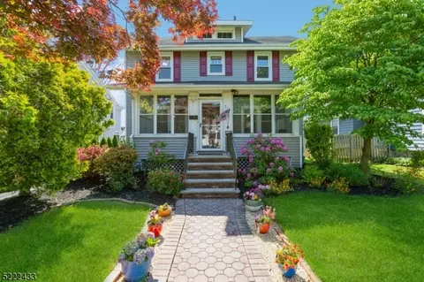 215 Seneca Pl, Westfield, NJ 07090