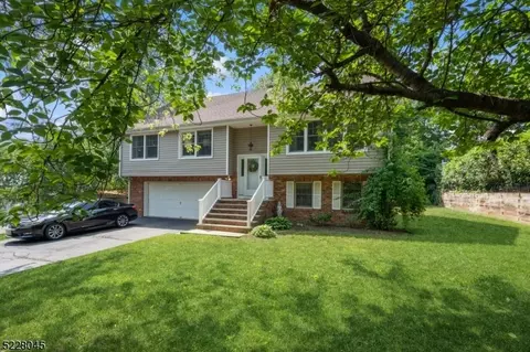 3 Rachael Ave, Madison, NJ 07940