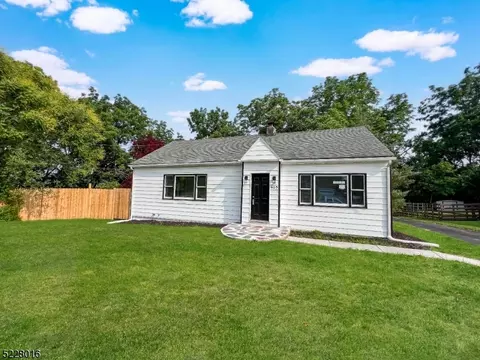 405 Route 57 W, Washington, NJ 07882