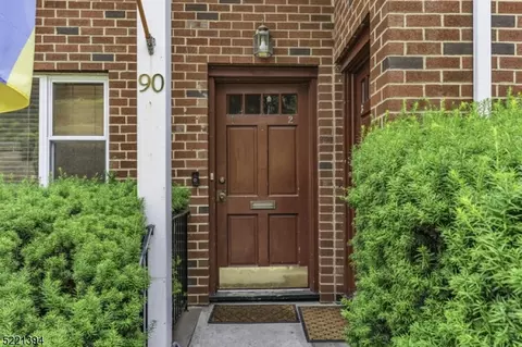 90 Mount Kemble Ave #1, Morristown, NJ 07960