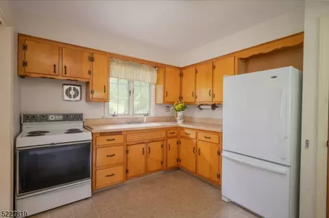 25 Sunset Ter, Wayne, NJ 07470 photo 10