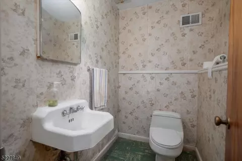 25 Sunset Ter, Wayne, NJ 07470 photo 16