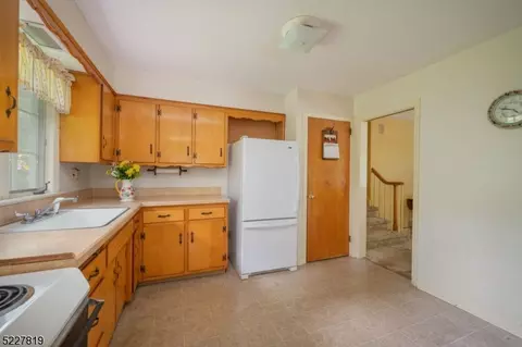 25 Sunset Ter, Wayne, NJ 07470 photo 11