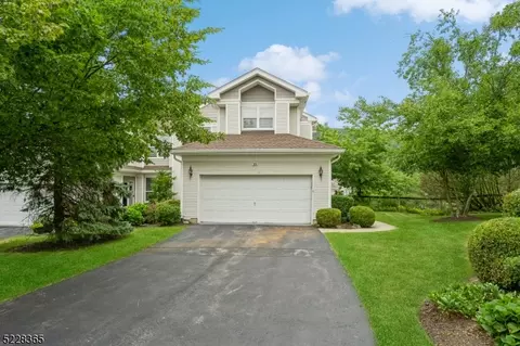 10 Hornbeam Way #10, Hamburg, NJ 07419