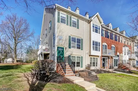 3601 Riddle Ct, Bridgewater, NJ 08807