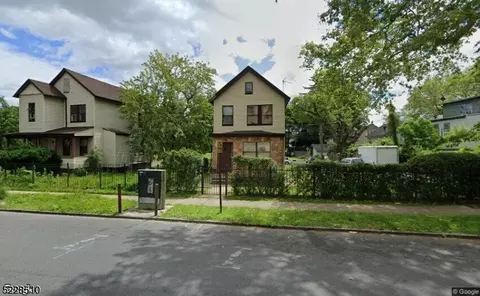 302 Shepard Ave, East Orange, NJ 07018