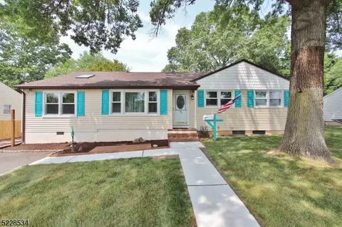 921 Worth Dr, South Plainfield, NJ 07080