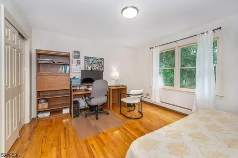 197 Webster Dr, Wayne, NJ 07470 photo 9