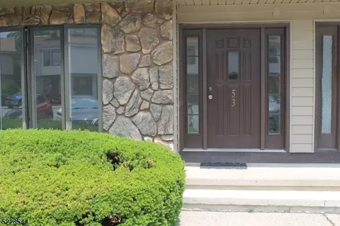 53 Cheyenne Rd, Lafayette, NJ 07848