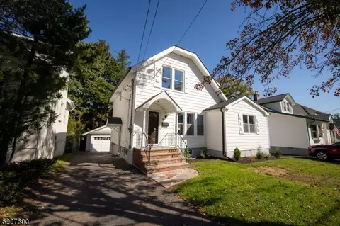 91 Roosevelt Ave, Westwood, NJ 07675