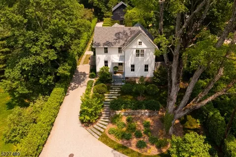 2052 Black River Rd, Bedminster Twp, NJ 07921