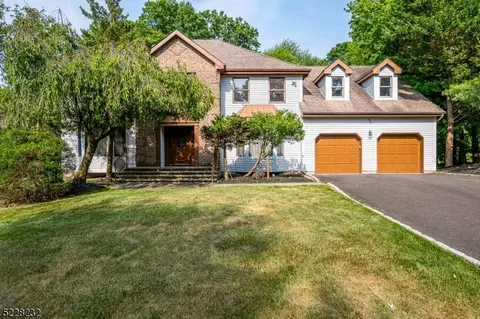 11 Anthony Ave, Edison, NJ 08820