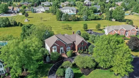 22 Steeple Dr, Hillsborough, NJ 08844